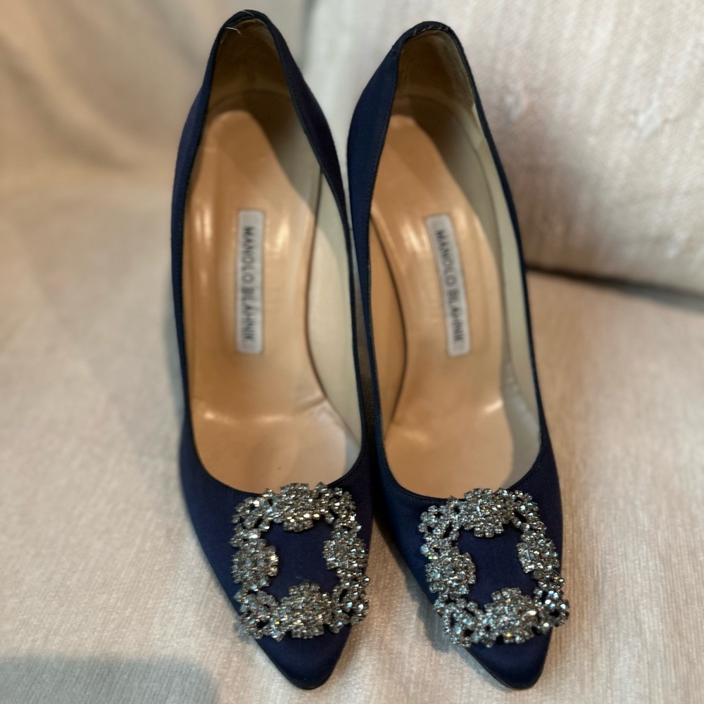 Manolo Blahnik Hangisi Heels